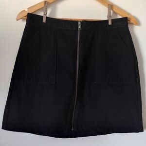 Refuge Classic Black Zipper Front Denim Mini Skirt with Pockets Size Medium